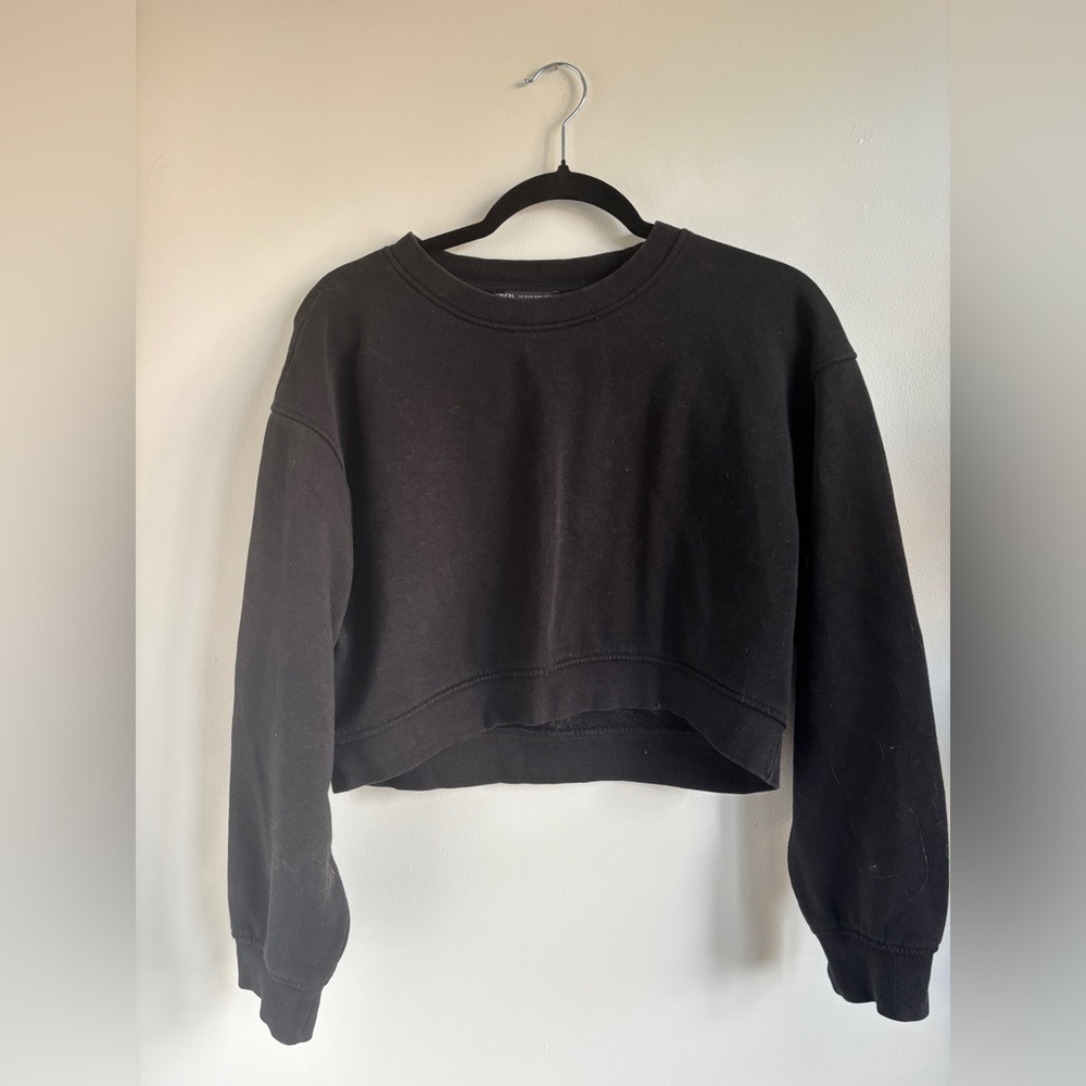 Zara Black Cropped Sweater